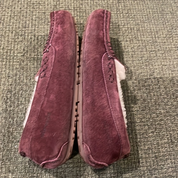 Nuknuuk plum color suede moccasins (sz 8) - Picture 2 of 8